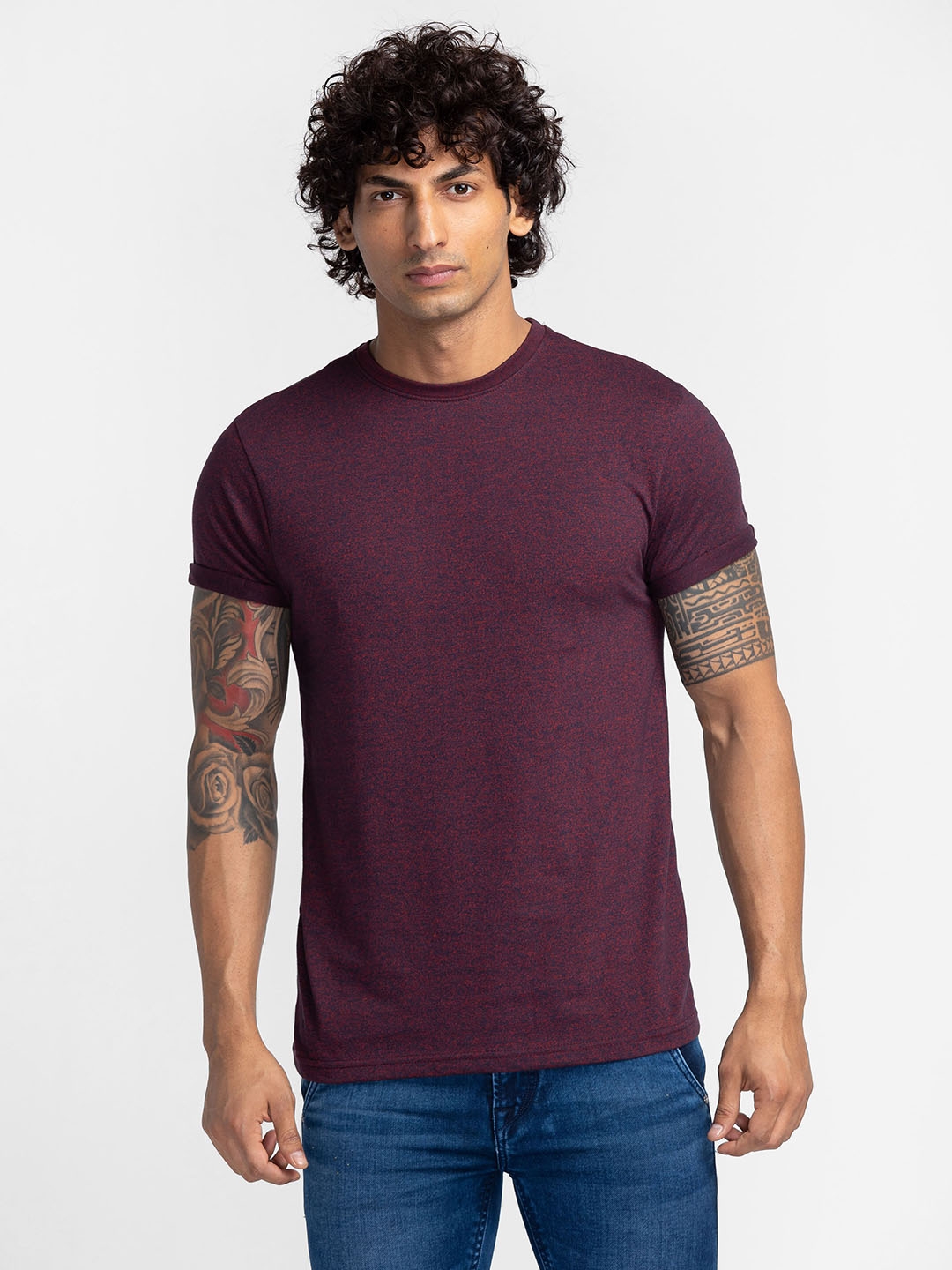 globus | Globus Maroon Solid Regular Fit Casual Tshirt