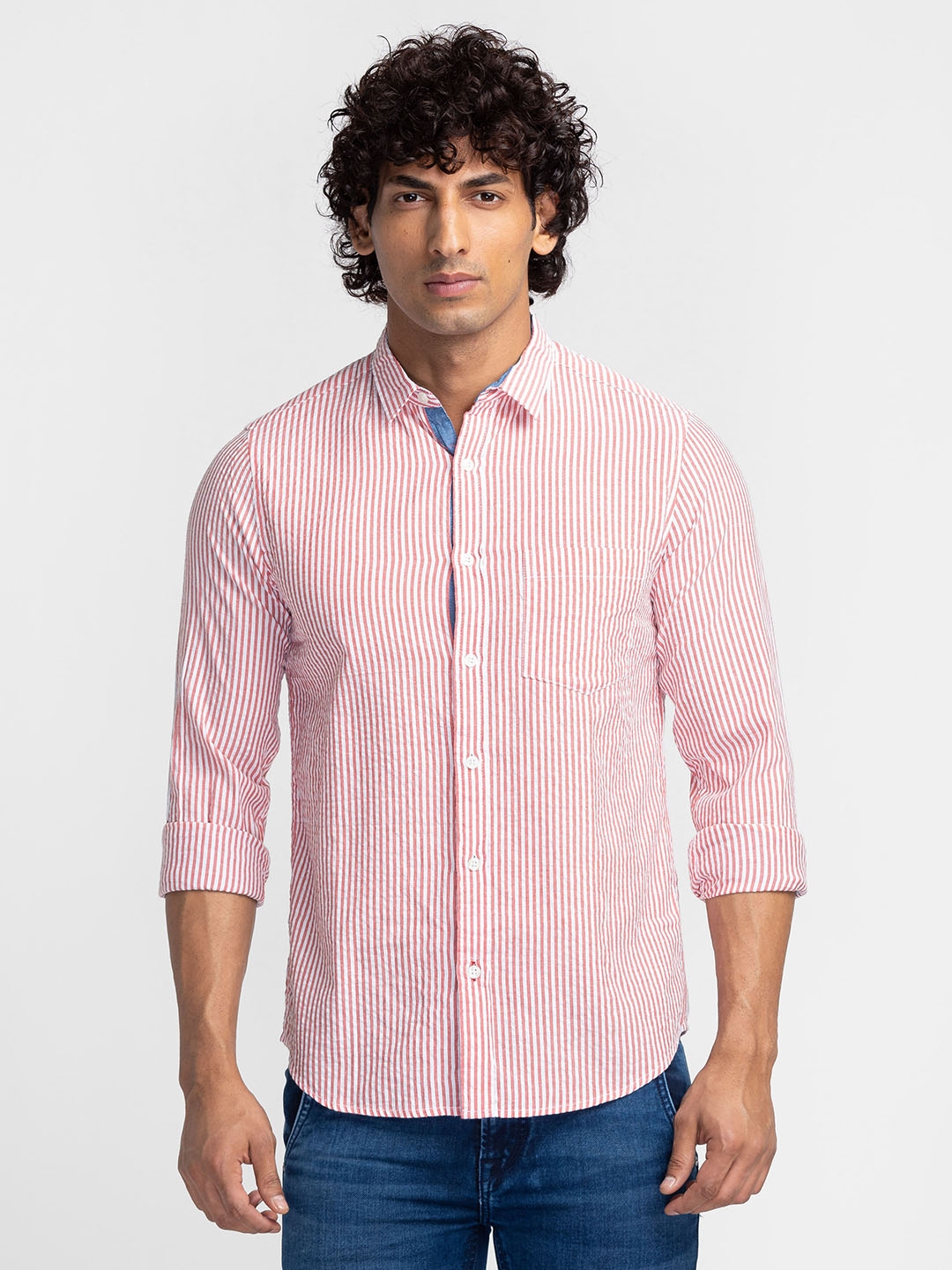 Globus Red Striped Regular Fit Casual Shirt