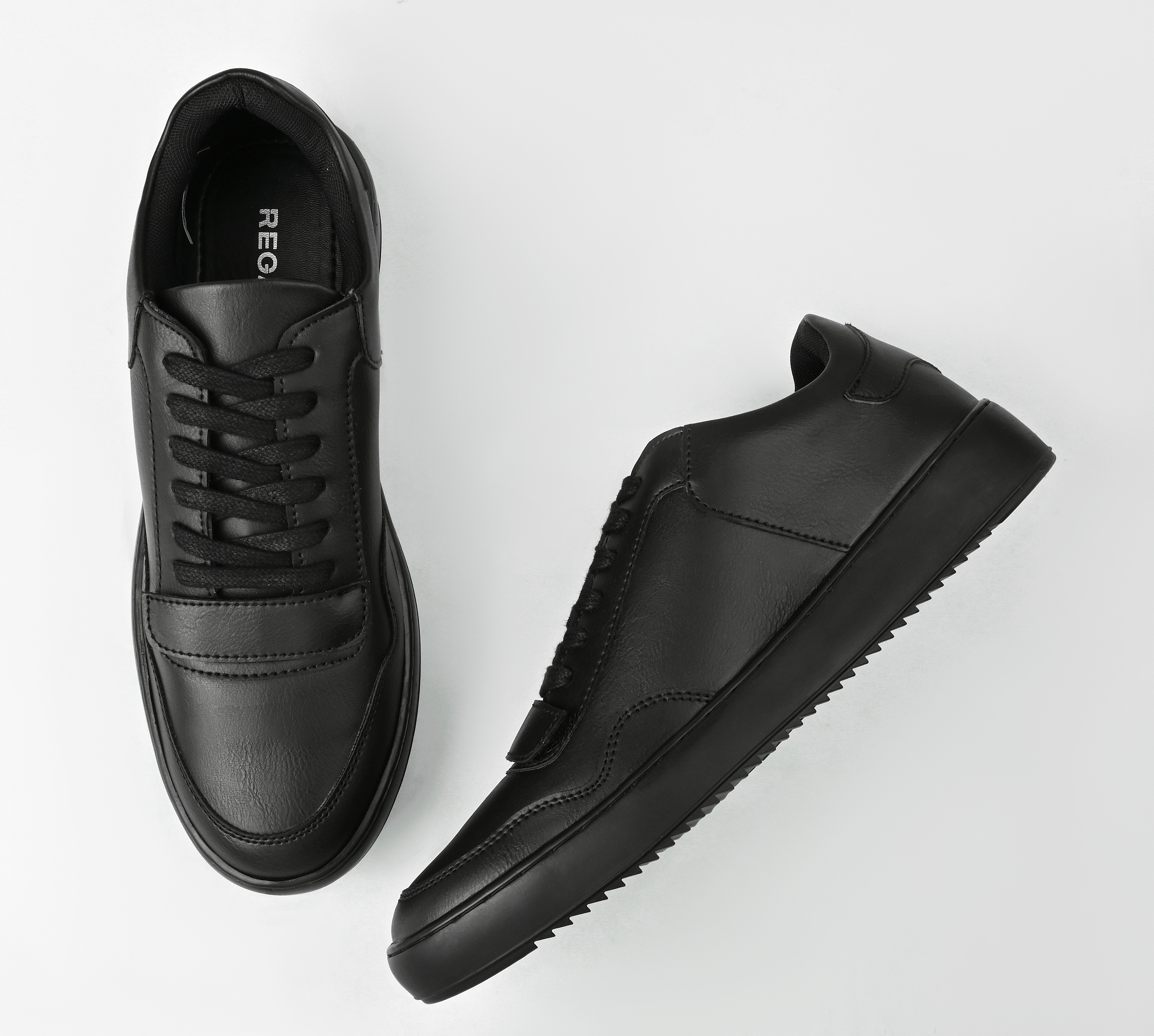 Regal | Regal Black Men Casual Sneakers