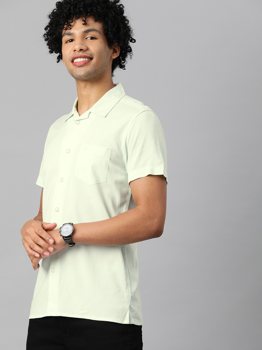The Bear House | Men'S Solid Bowling Collar Casual Shirt