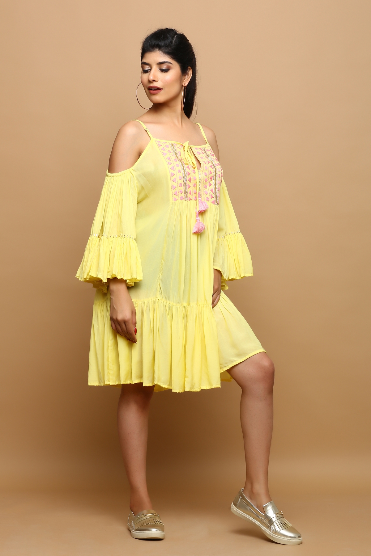 Yellow cold shoulder short dress