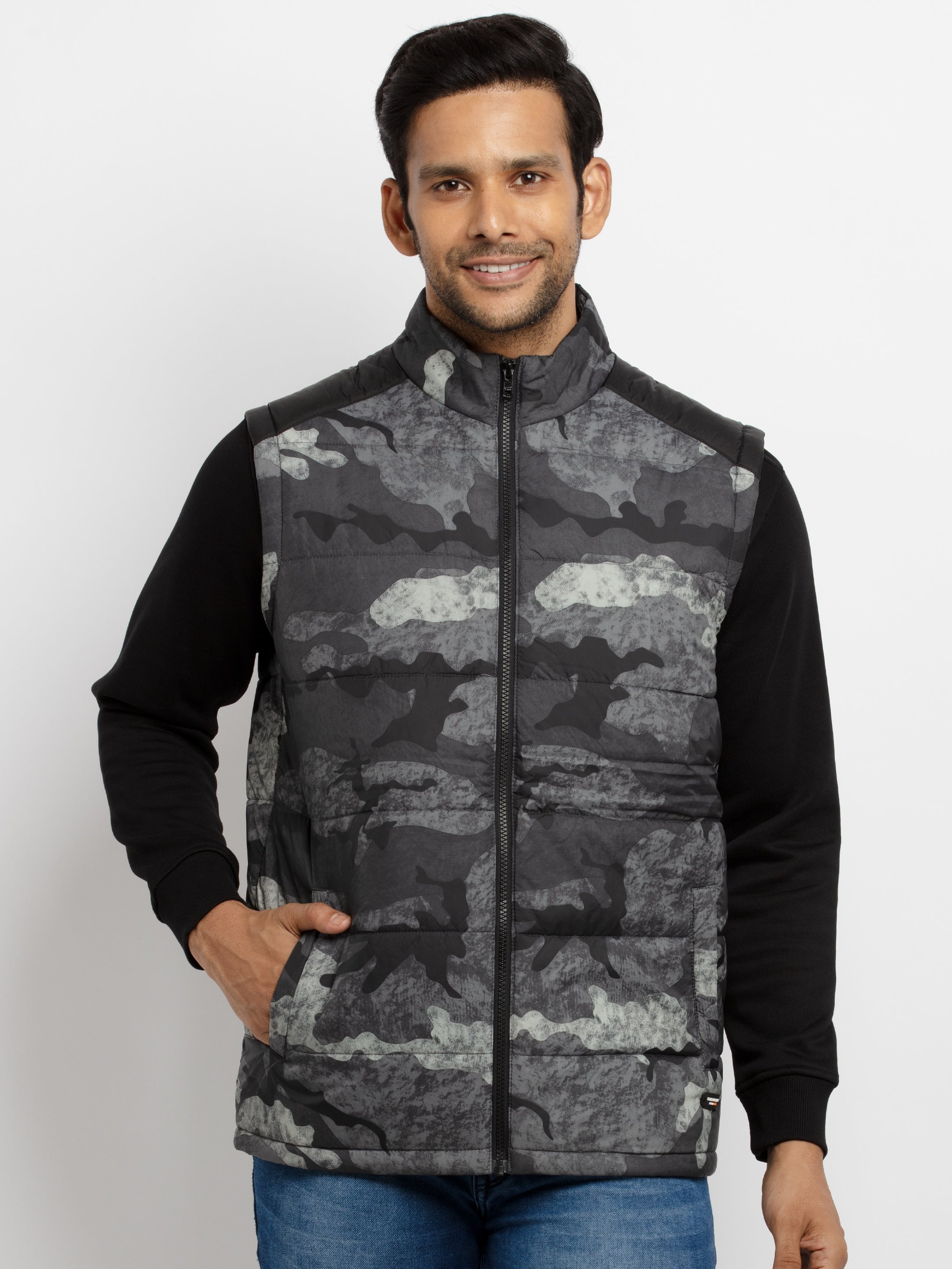 Status Quo | Mens Quilted  High Neck Sleeveless Jacket