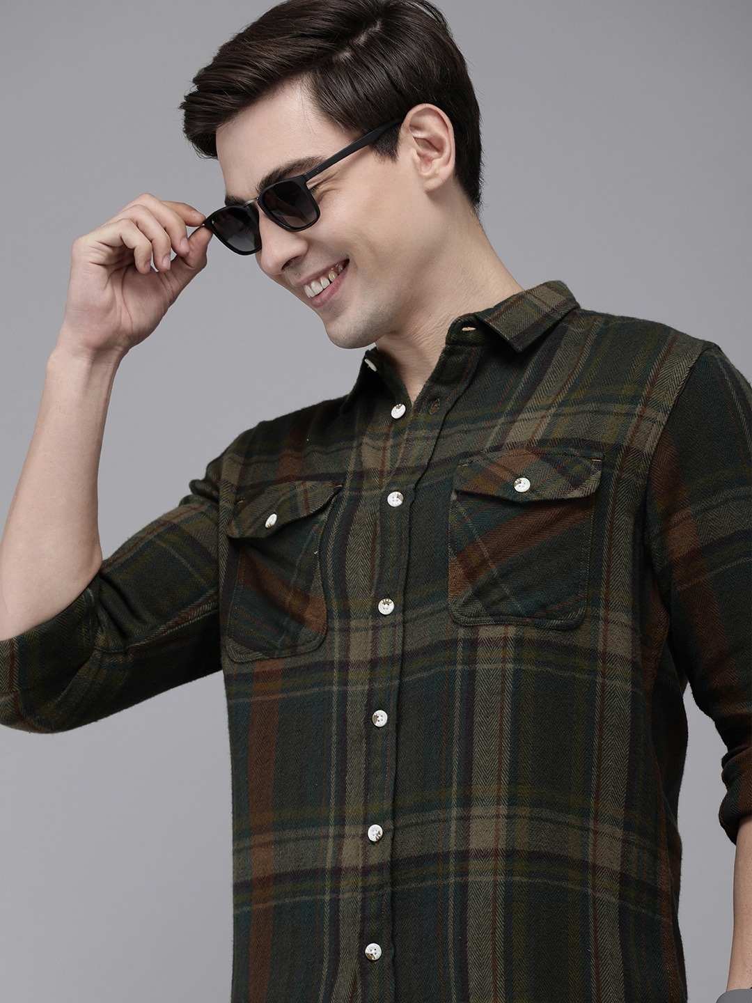 The Bear House | Men Olive Green Tartan Checked Flannel Pure Cotton Slim Fit Casual Shirt