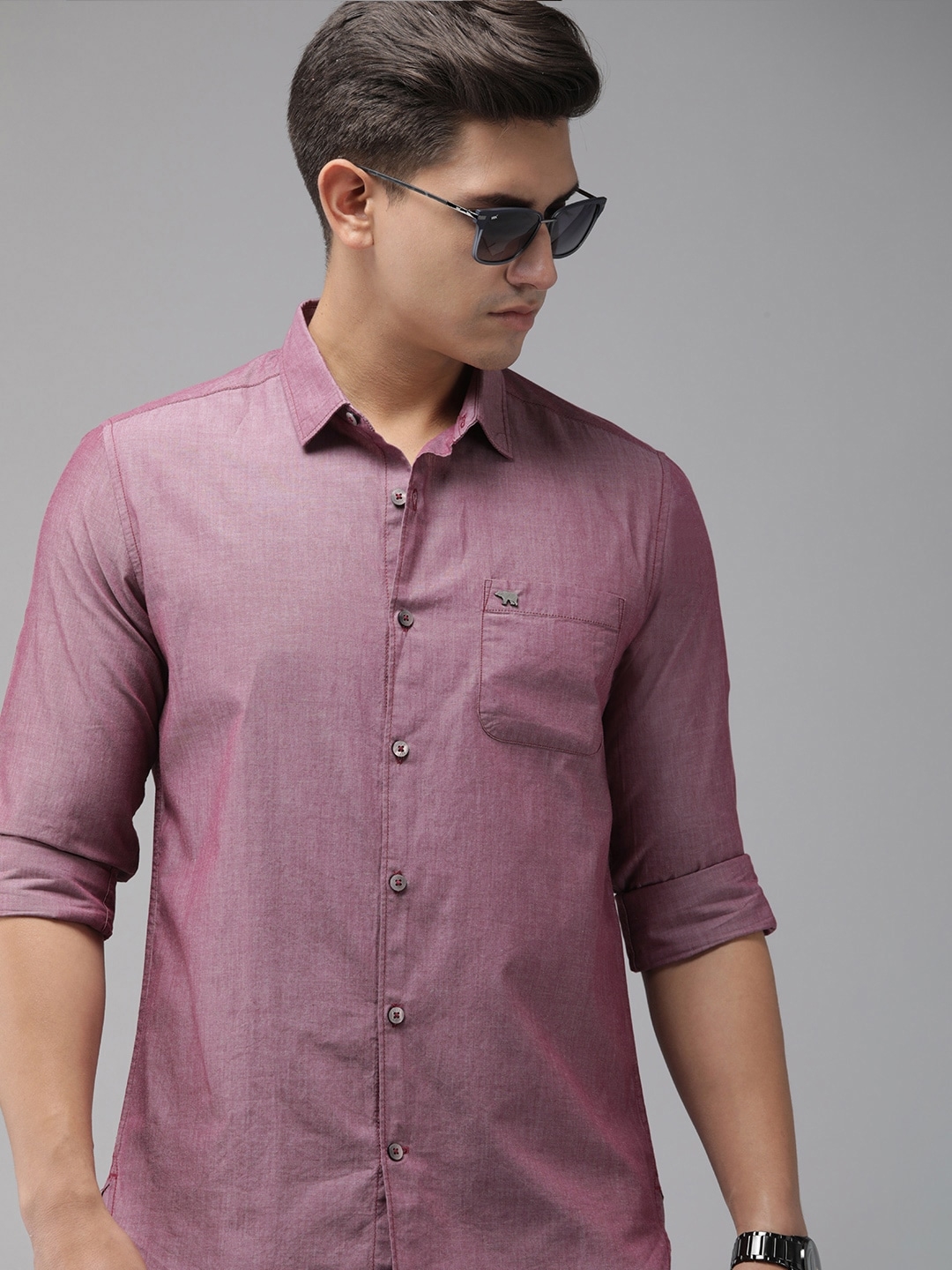 The Bear House | The Bear House Men Pink Solid Chambray Cotton Casual Shirt